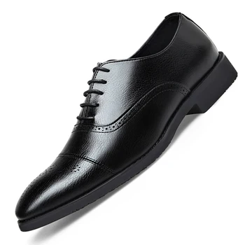 Homens Casuais Sapatos de Couro Genuíno de Negócios Sapatos Oxford Respirável Romano Homens Sapatos de marcas de Luxo